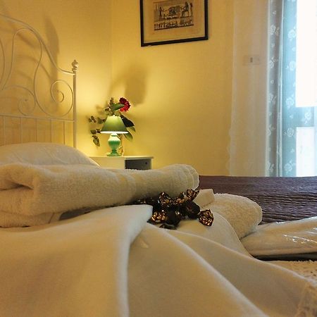 莱切La Casa Di Chicca公寓 外观 照片